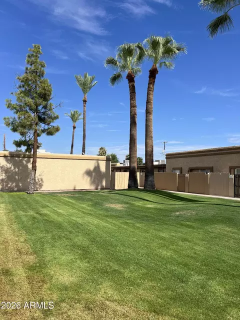 Exterior - 1343 E Pierson St, Phoenix, AZ 85014 photo 6 of 7
