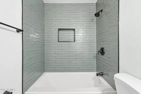 Bath - 4364 E Cherokee St, Phoenix, AZ 85044 photo 2 of 4