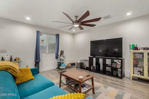 2340 W Bloch Rd, Phoenix, AZ 85041 photo 8