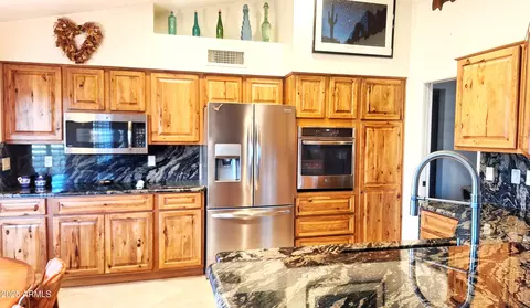 Kitchen - 8041 E Meseto Ave, Mesa, AZ 85209 photo 2 of 3