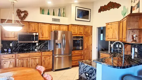 Kitchen - 8041 E Meseto Ave, Mesa, AZ 85209 photo 1 of 3