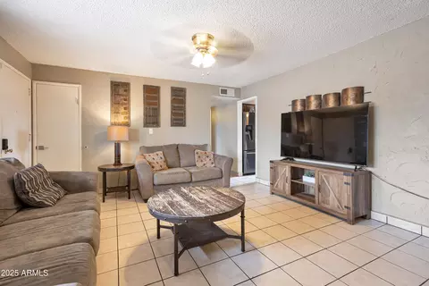 Living - 1243 E Susan Ln, Tempe, AZ 85288 photo 2 of 4