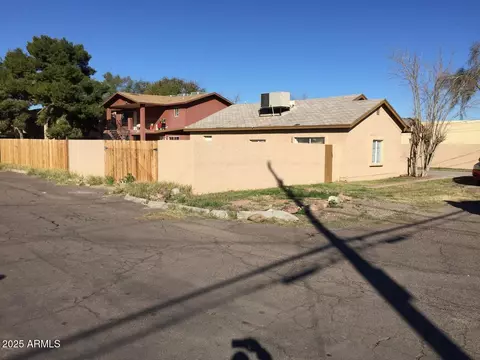 Exterior - 526 S Mesa Dr, Mesa, AZ 85210 photo 3 of 17