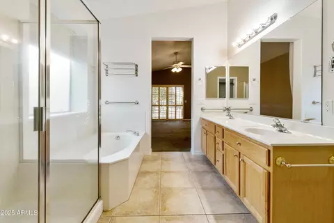 4527 E Sycamore Ct, Gilbert, AZ 85298 photo 21