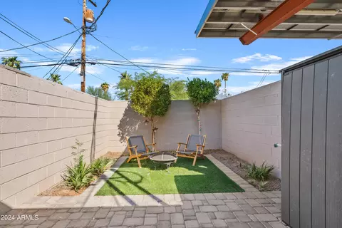 Exterior - 4034 E Moreland St, Phoenix, AZ 85008 photo 3 of 4
