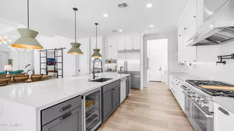 Kitchen - 5444 S Benton --, Mesa, AZ 85212 photo 6 of 10