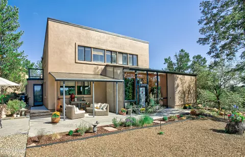 930 Country Club Dr, Prescott, AZ 86303