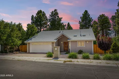 1535 E Appalachian Rd, Flagstaff, AZ 86004