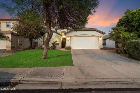3015 S Woodruff Dr, Mesa, AZ 85212