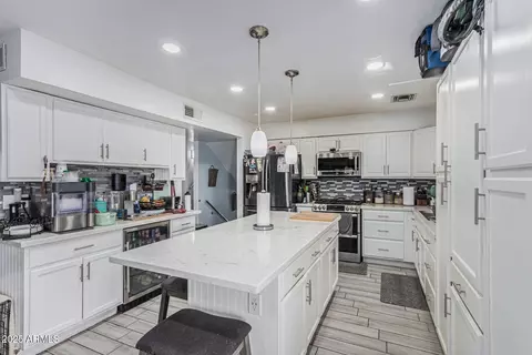 3947 W Rancho Dr, Phoenix, AZ 85019 photo 8