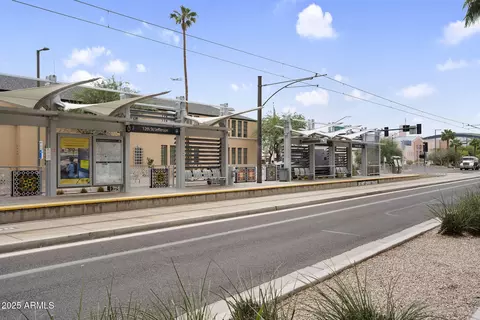 Exterior - 1318 E Jefferson St, Phoenix, AZ 85034 photo 9 of 15