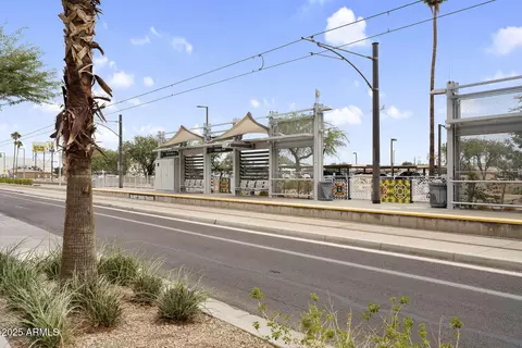 Exterior - 1318 E Jefferson St, Phoenix, AZ 85034 photo 10 of 15