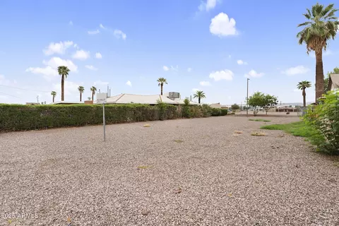 Exterior - 1318 E Jefferson St, Phoenix, AZ 85034 photo 5 of 15