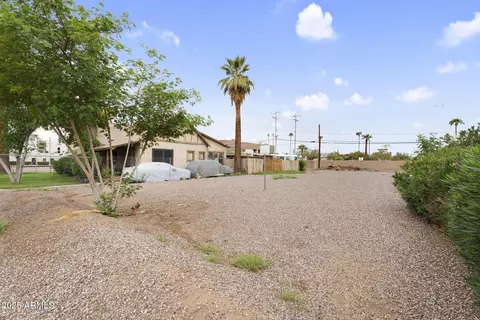 Exterior - 1318 E Jefferson St, Phoenix, AZ 85034 photo 2 of 15