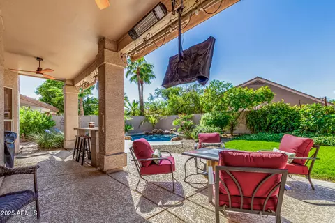 Exterior - 16024 S 7th Dr, Phoenix, AZ 85045 photo 10 of 10
