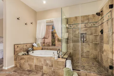 Bath - 16024 S 7th Dr, Phoenix, AZ 85045 photo 3 of 4