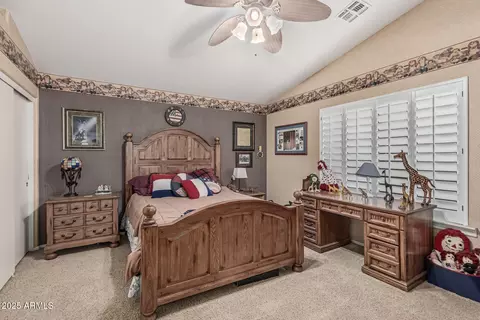 Bedroom - 461 E Pinto Dr, Gilbert, AZ 85296 photo 4 of 6