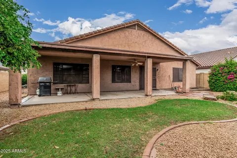 Exterior - 461 E Pinto Dr, Gilbert, AZ 85296 photo 5 of 6