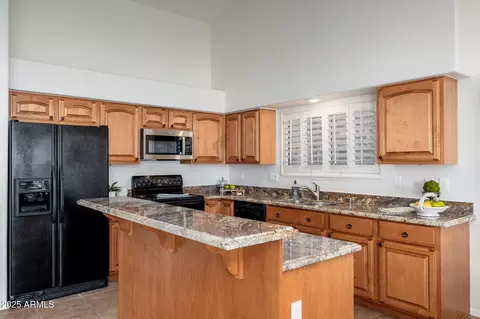4154 E Rockledge Rd, Phoenix, AZ 85044 photo 9