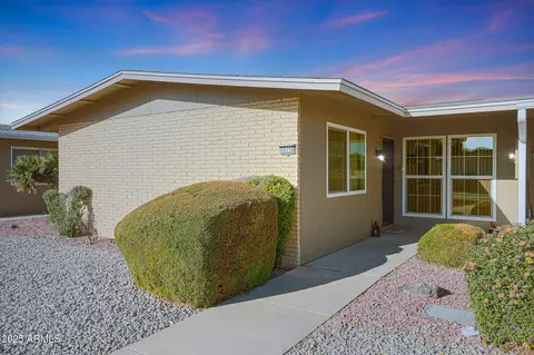 10720 W Santa Fe Dr, Sun City, AZ 85351