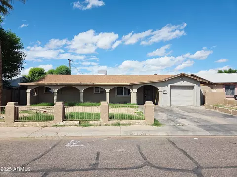 6110 W Monterey Way, Phoenix, AZ 85033