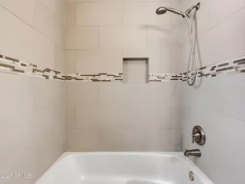 3932 E Shaw Butte Dr, Phoenix, AZ 85028 photo 13