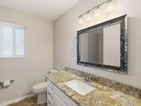 3932 E Shaw Butte Dr, Phoenix, AZ 85028 photo 10
