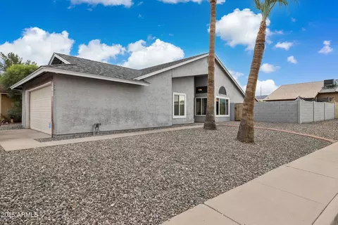 1701 E Carson Rd, Phoenix, AZ 85042