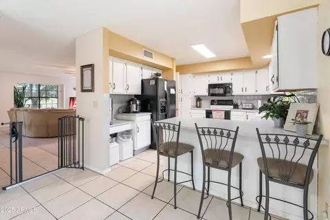 3905 E Monte Cristo Ave, Phoenix, AZ 85032 photo 12