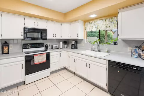 3905 E Monte Cristo Ave, Phoenix, AZ 85032 photo 14