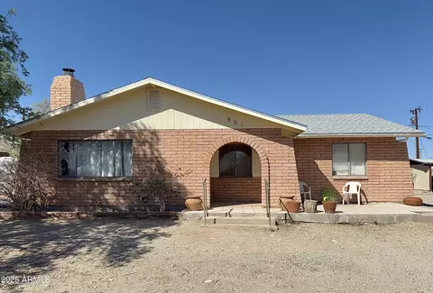 901 N Sartillion Ave, Ajo, AZ 85321