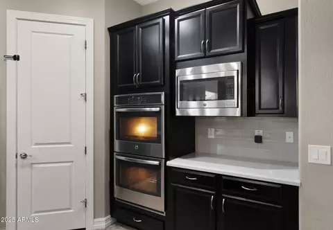 Kitchen - 10366 E Aperture Ave, Mesa, AZ 85212 photo 5 of 6