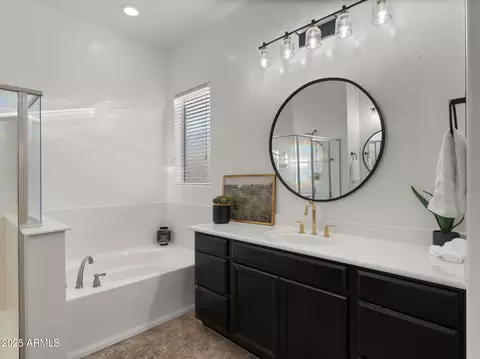 Bath - 10366 E Aperture Ave, Mesa, AZ 85212 photo 2 of 3