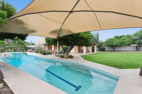 11816 N Bancroft Dr, Phoenix, AZ 85028