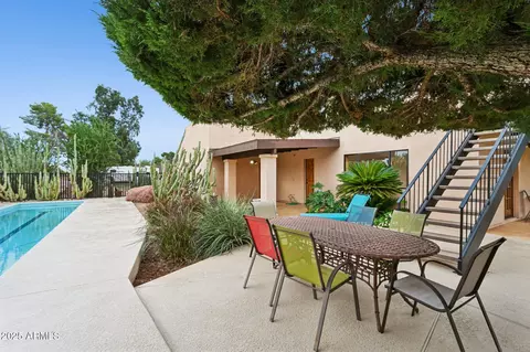 Exterior - 11816 N Bancroft Dr, Phoenix, AZ 85028 photo 10 of 32