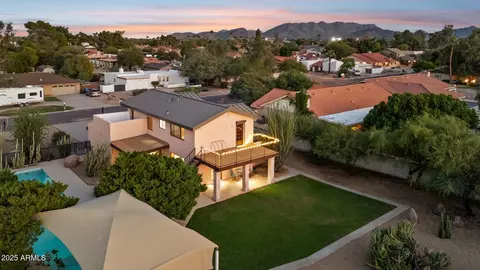 View/Area - 11816 N Bancroft Dr, Phoenix, AZ 85028 photo 3 of 3