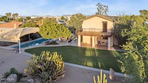 Exterior - 11816 N Bancroft Dr, Phoenix, AZ 85028 photo 29 of 32