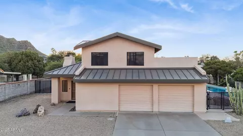 Exterior - 11816 N Bancroft Dr, Phoenix, AZ 85028 photo 27 of 32