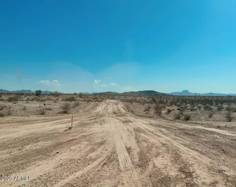 7841 S 343 Dr #-, Tonopah, AZ 85354