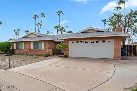 Exterior - 1233 E Watson Dr, Tempe, AZ 85283 photo 5 of 9