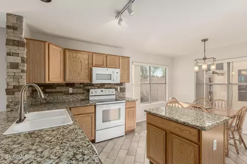 1717 E Milky Way, Gilbert, AZ 85295 photo 9