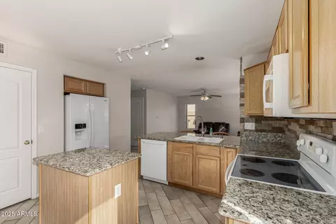 1717 E Milky Way, Gilbert, AZ 85295 photo 8