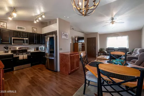 Kitchen - 438 Echo Ln, Florence, AZ 85132 photo 2 of 2