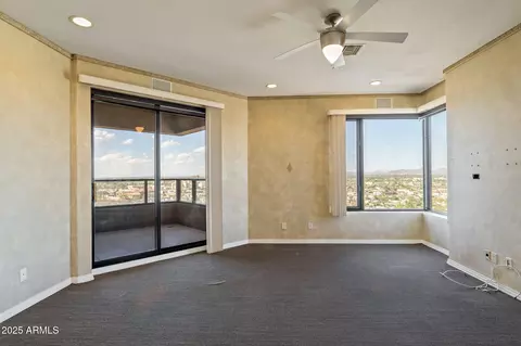 Bedroom - 1040 E Osborn Rd #1602, Phoenix, AZ 85014 photo 3 of 8
