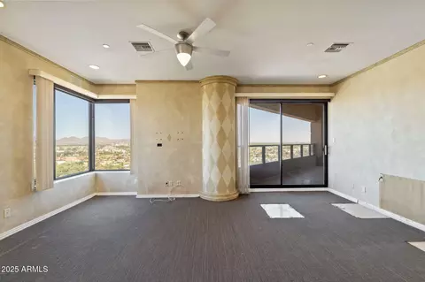 Bedroom - 1040 E Osborn Rd #1602, Phoenix, AZ 85014 photo 2 of 8
