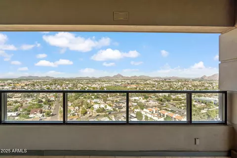 View/Area - 1040 E Osborn Rd #1602, Phoenix, AZ 85014 photo 1 of 3