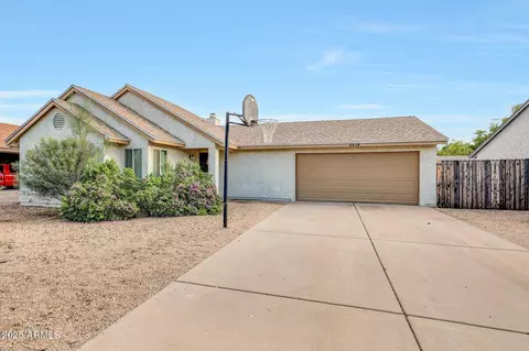 5419 W Eugie Ave, Glendale, AZ 85304