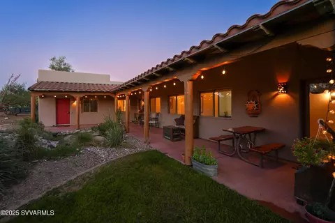 10465 E Creekview Dr, Cornville, AZ 86325