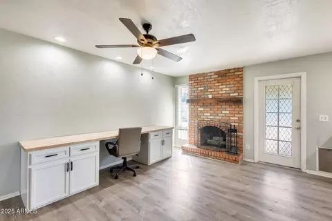 Living - 4117 W Windrose Dr, Phoenix, AZ 85029 photo 1 of 1