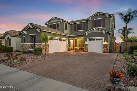 1895 E Crescent Way, Chandler, AZ 85249